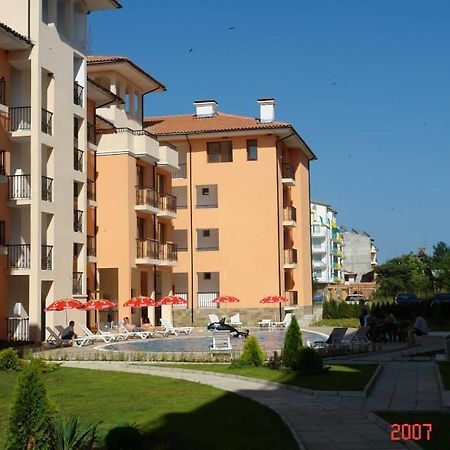 Gardenia Apartments Primorsko Exterior foto